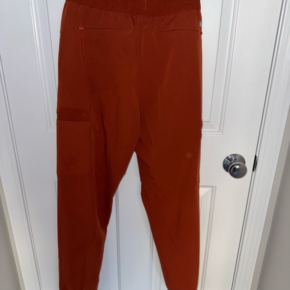 Figs women’s high waisted jogger. - Picture 4 of 5